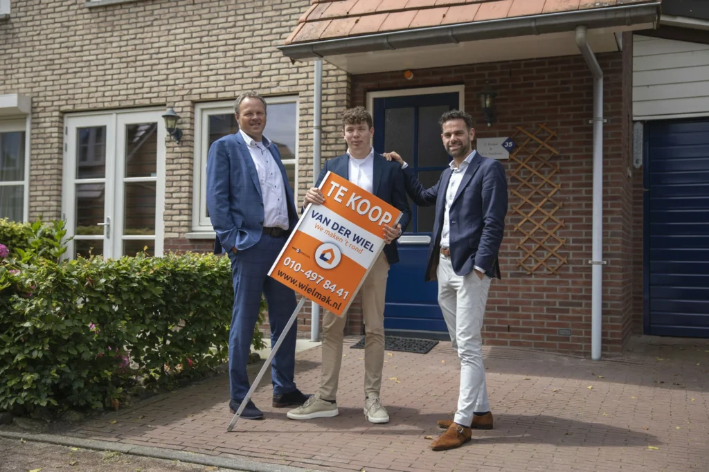 Team van Van der Wiel Makelaardij gebruikt Nexxtmove software voor marketing en leadopvolging